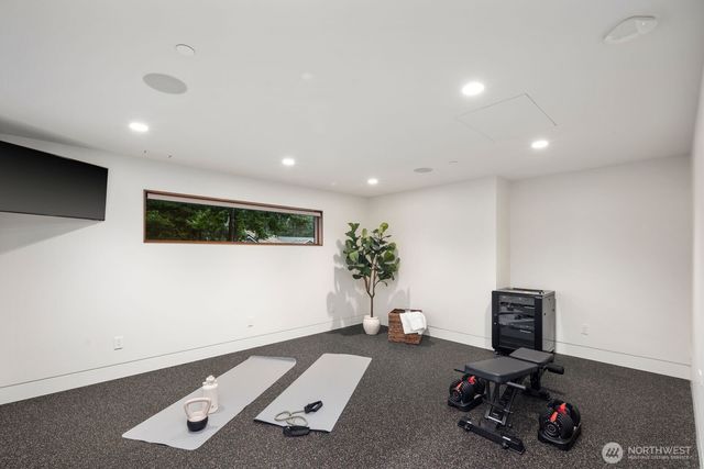 3323 9th Avenue Ct NW, Gig Harbor, WA 98335