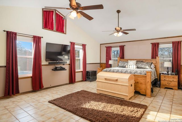 4843 Zion Hill, Seguin, TX 78155