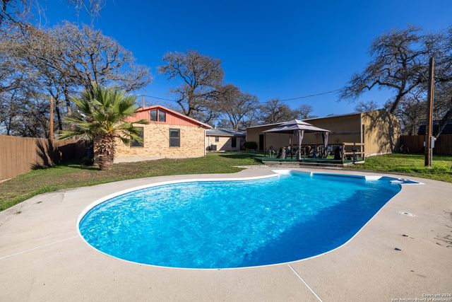 4843 Zion Hill, Seguin, TX 78155