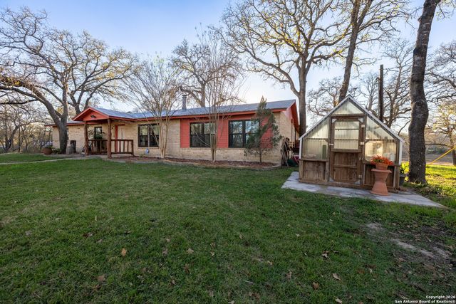 4843 Zion Hill, Seguin, TX 78155