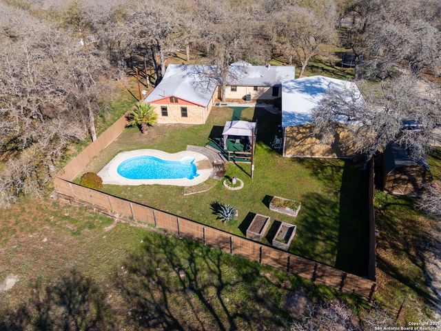 4843 Zion Hill, Seguin, TX 78155