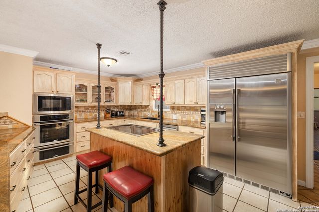 4843 Zion Hill, Seguin, TX 78155