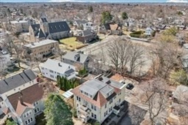 123 White St 123, Belmont, MA 02478