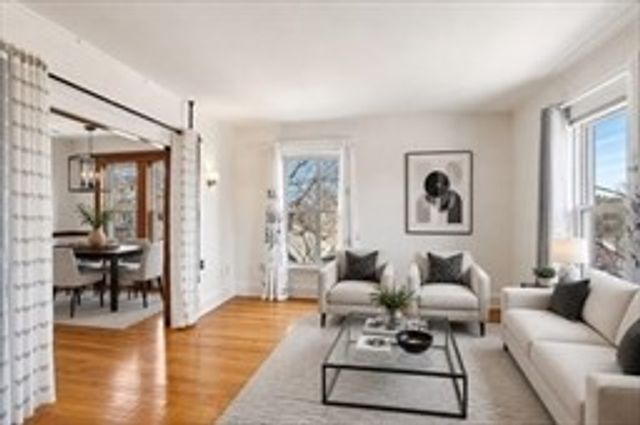 123 White St 123, Belmont, MA 02478