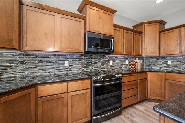 7620 E Ruby Ln, Spokane, WA 99212