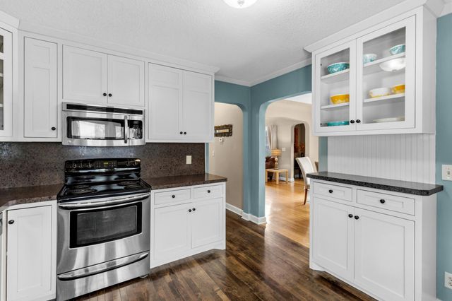 3525 White Bear Avenue N, White Bear Lake, MN 55110