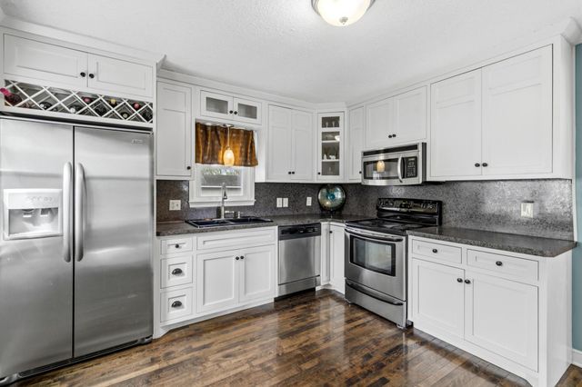 3525 White Bear Avenue N, White Bear Lake, MN 55110