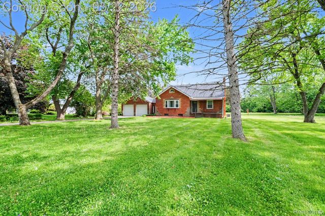 1093 W Maple Avenue, Mundy Township, MI 48507