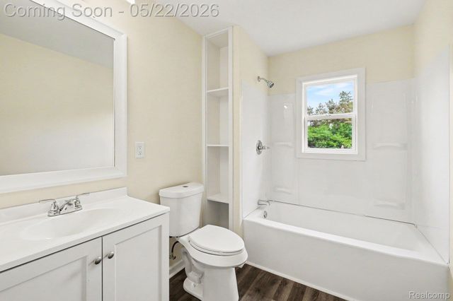 1093 W Maple Avenue, Mundy Township, MI 48507