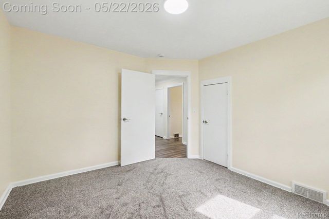 1093 W Maple Avenue, Mundy Township, MI 48507