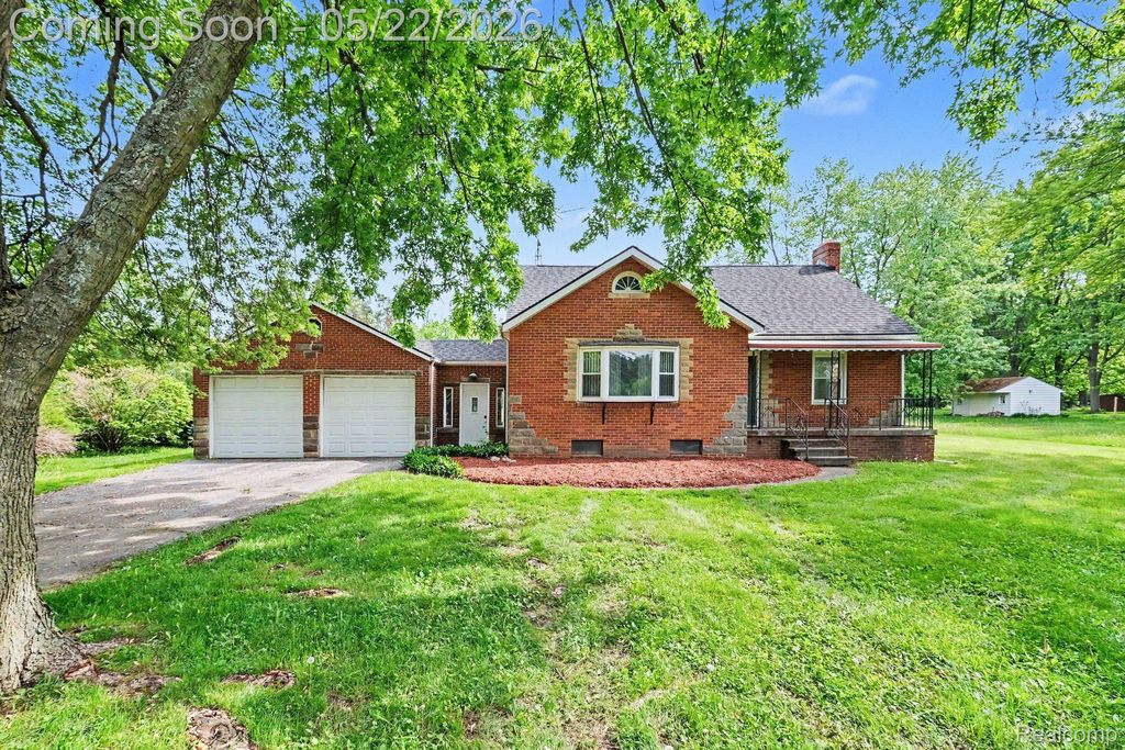 1093 W Maple Avenue, Mundy Township, MI 48507