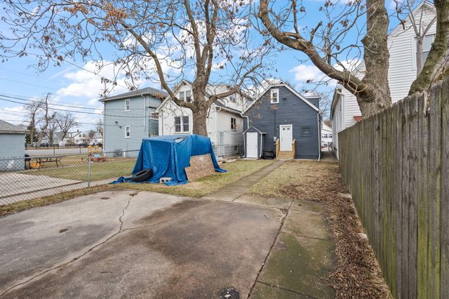 4908 Grasselli Avenue, East Chicago, IN 46312