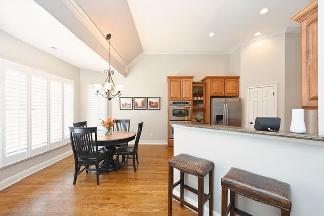 1017 Dorset Dr, Hendersonville, TN 37075