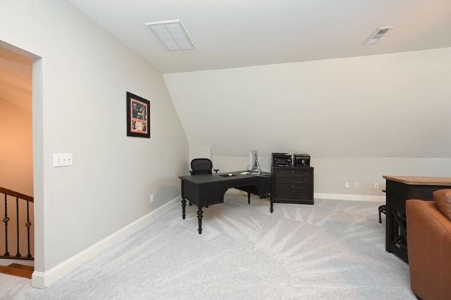1017 Dorset Dr, Hendersonville, TN 37075