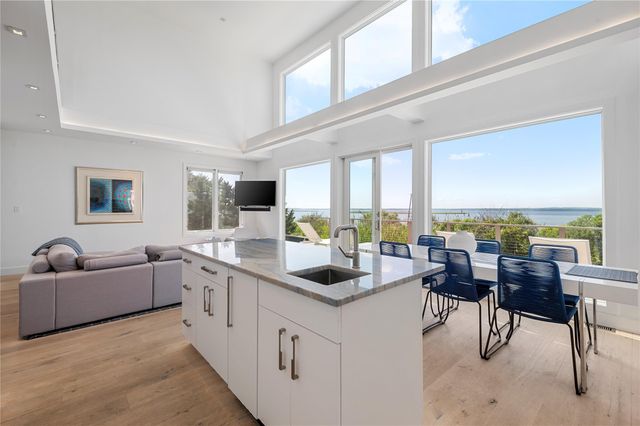 846 Dune Road, Westhampton Dunes, NY 11978