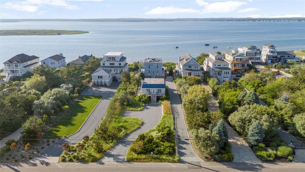 846 Dune Road, Westhampton Dunes, NY 11978