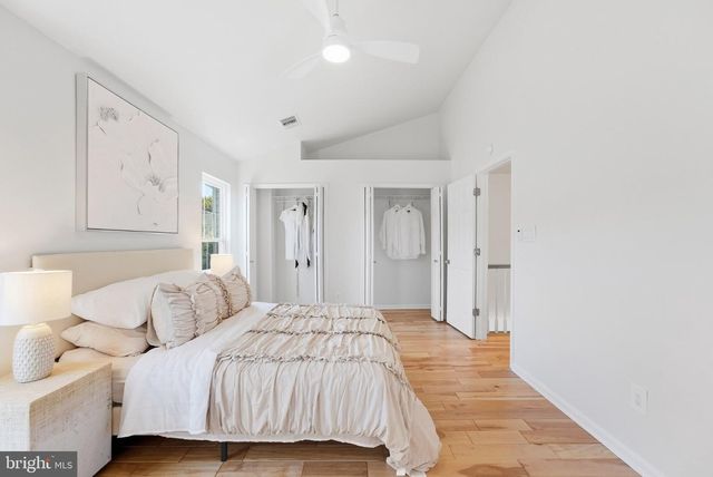 22055 MANNING SQ, Sterling, VA 20166