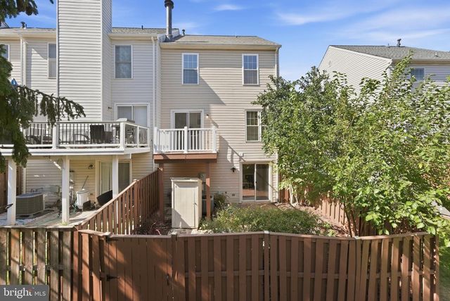 22055 MANNING SQ, Sterling, VA 20166