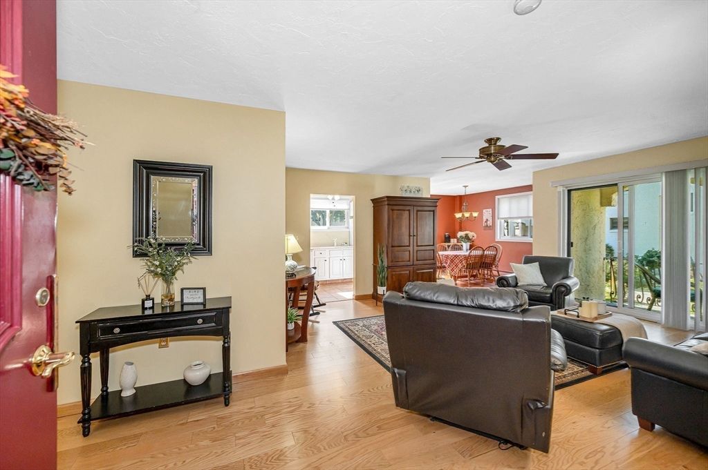 220 Fellsview Terrace 223, Stoneham, MA 02180