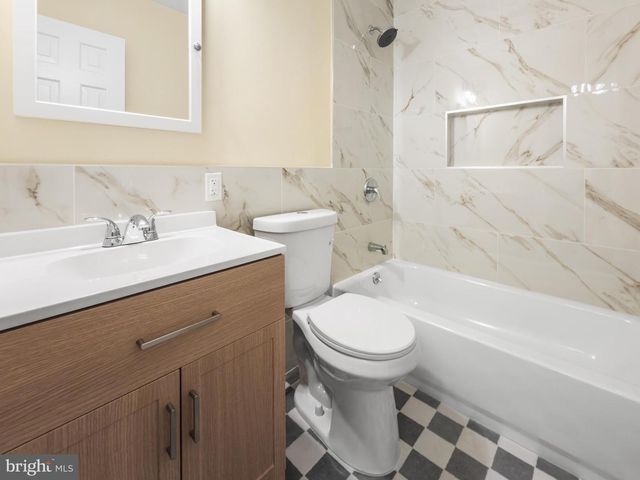 419 E 12TH ST, Chester, PA 19013