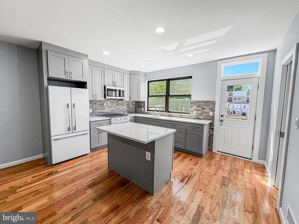 419 E 12TH ST, Chester, PA 19013