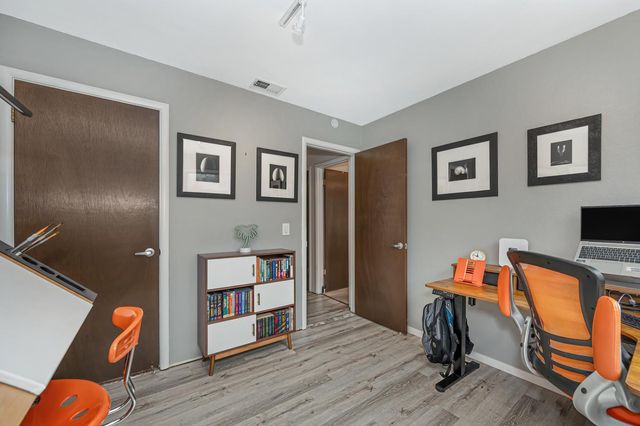 10712 Sterling Wood Way, Rancho Cordova, CA 95670