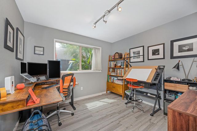 10712 Sterling Wood Way, Rancho Cordova, CA 95670