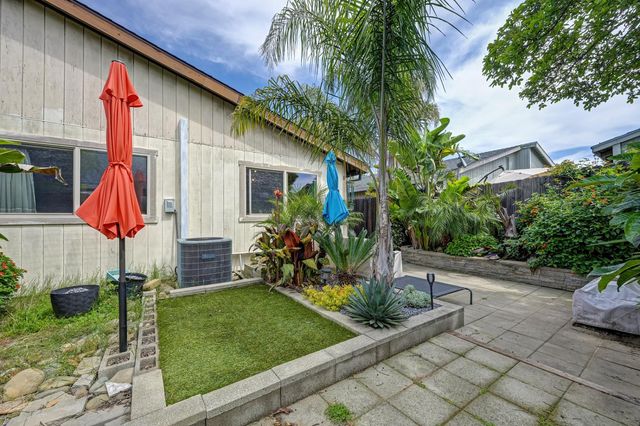 10712 Sterling Wood Way, Rancho Cordova, CA 95670