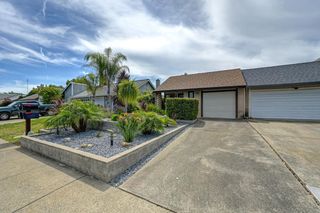 10712 Sterling Wood Way, Rancho Cordova, CA 95670