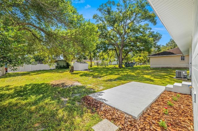 1908 N BARNES STREET, Plant City, FL 33563