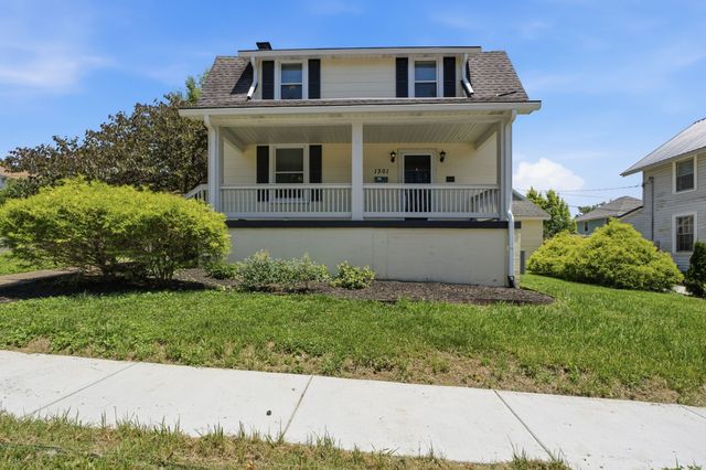 1301 Clarke St, Old Hickory, TN 37138