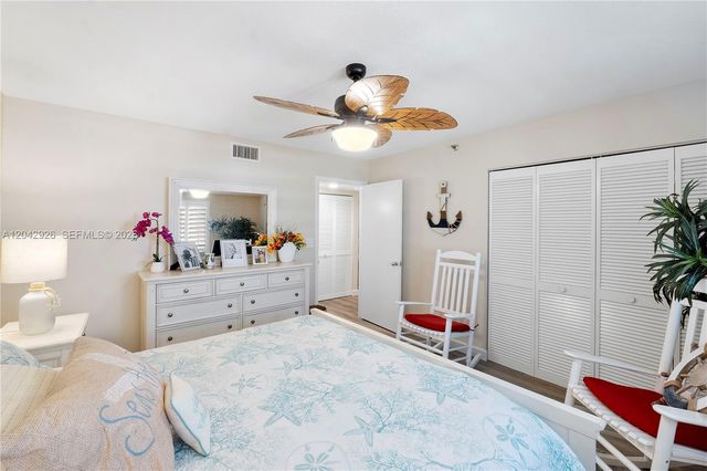 522 Oak Harbour Drive 522, Juno Beach, FL 33408