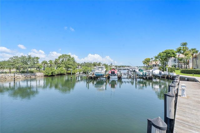 522 Oak Harbour Drive 522, Juno Beach, FL 33408