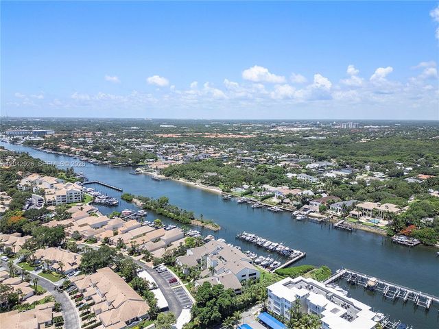 522 Oak Harbour Drive 522, Juno Beach, FL 33408