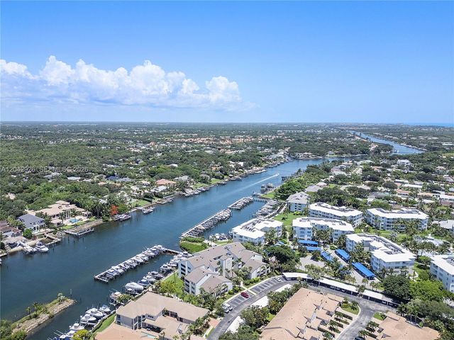 522 Oak Harbour Drive 522, Juno Beach, FL 33408