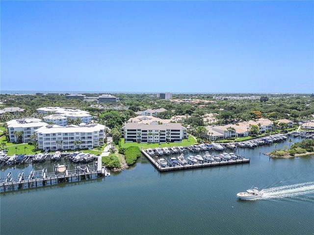 522 Oak Harbour Drive 522, Juno Beach, FL 33408