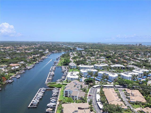 522 Oak Harbour Drive 522, Juno Beach, FL 33408