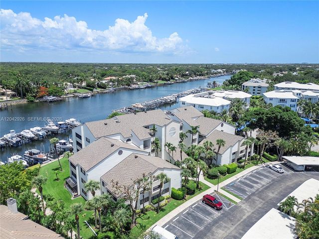 522 Oak Harbour Drive 522, Juno Beach, FL 33408