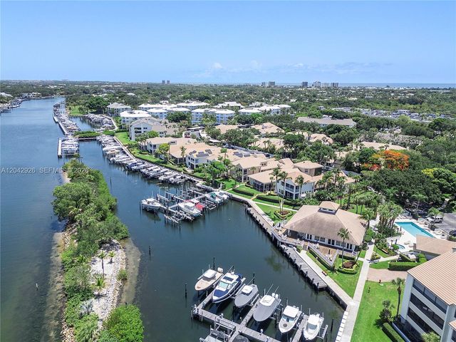 522 Oak Harbour Drive 522, Juno Beach, FL 33408