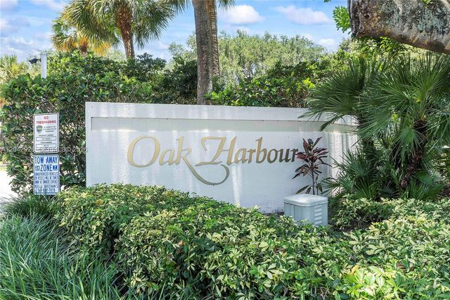 522 Oak Harbour Drive 522, Juno Beach, FL 33408