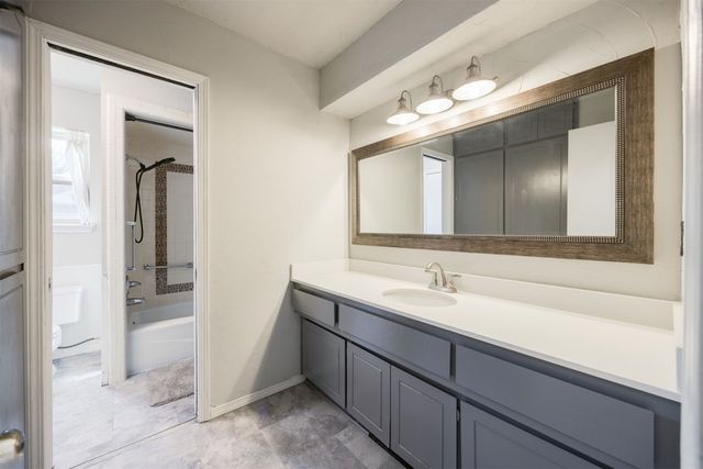 10201 Glendover Avenue, Oklahoma City, OK 73162