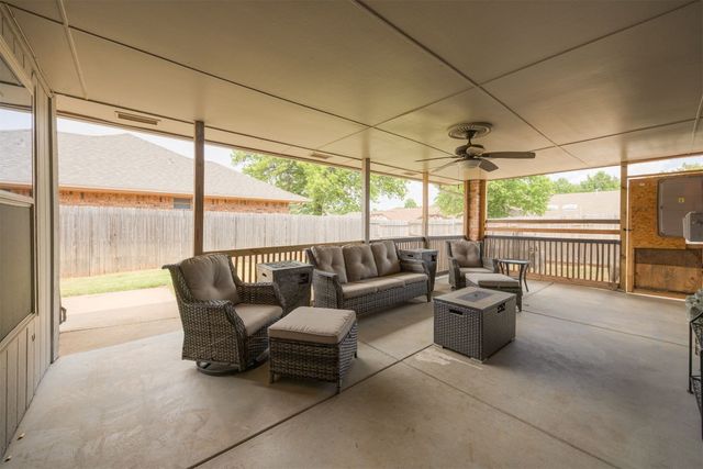 10201 Glendover Avenue, Oklahoma City, OK 73162