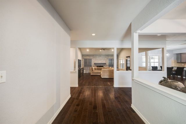 10201 Glendover Avenue, Oklahoma City, OK 73162