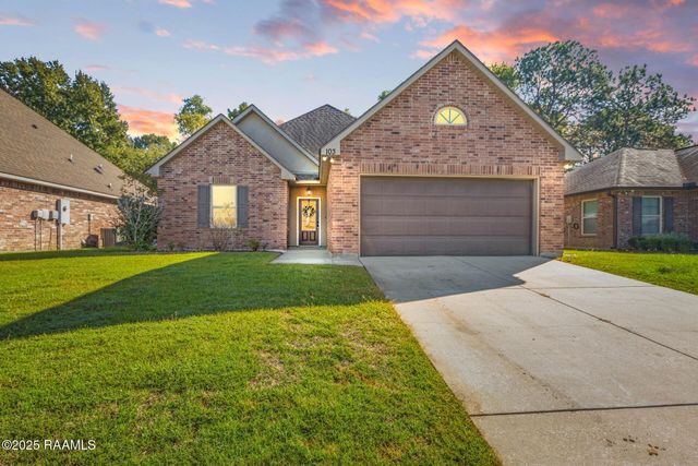 103 Sun Ridge Street, Youngsville, LA 70592
