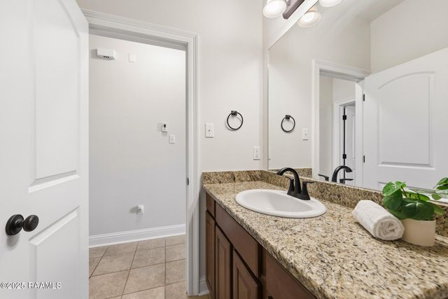 103 Sun Ridge Street, Youngsville, LA 70592