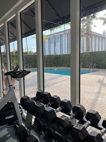 2351 Douglas Rd 1109, Miami, FL 33145