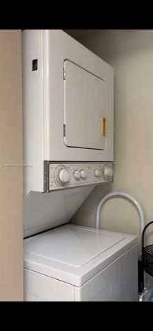 2351 Douglas Rd 1109, Miami, FL 33145