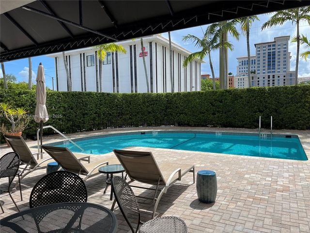 2351 Douglas Rd 1109, Miami, FL 33145