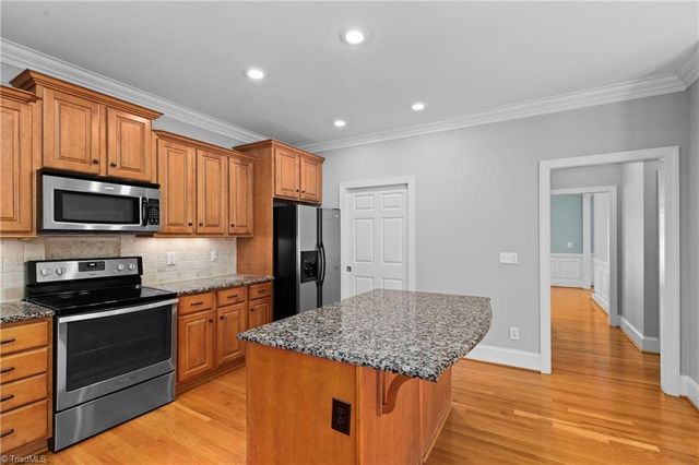 1797 Ramhurst Drive, Clemmons, NC 27012
