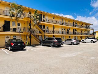 2880 NE 203rd St 28B, Aventura, FL 33180